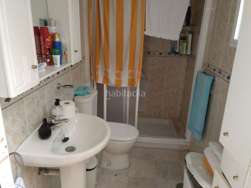 Foto 0e31ee36-a91b-4aa9-a3b5-7fa83d2bae60. Casa adossada a Brenes