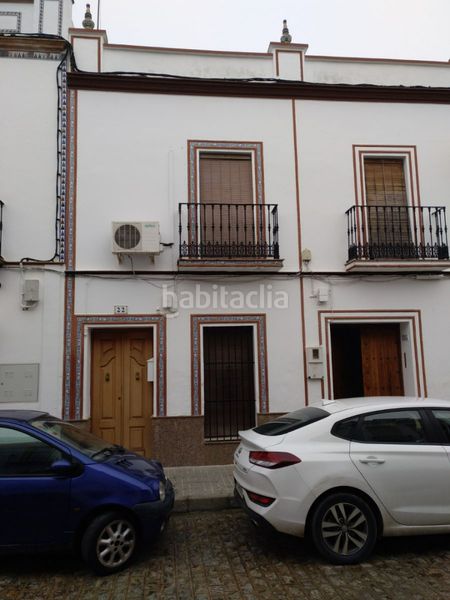 Foto f27da9c4-d5c4-4d27-baca-25a36e7806ab. Casa adossada a Brenes