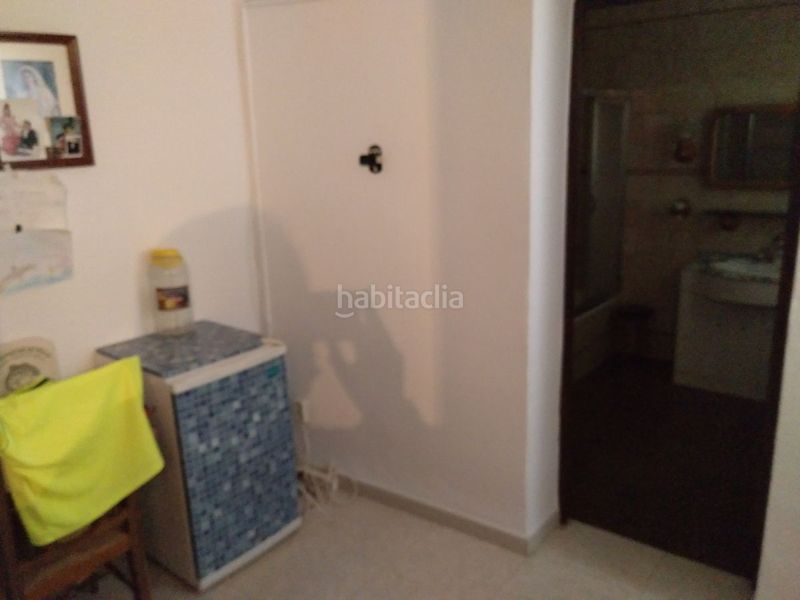 Foto f3ebbbe8-cf6e-4145-9fc7-f73b65490d05. Casa adossada a Brenes