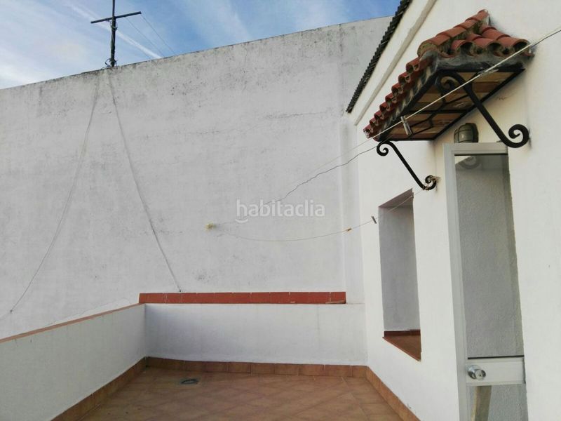 Foto 1d272811-b0c0-405f-9460-f39ef4f03731. Casa adossada amb aparcament a Brenes