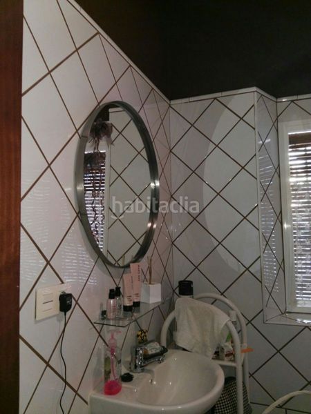 Foto 624ced96-e047-48ab-b17e-37f4a6bf0f2f. Casa adossada amb aparcament a Brenes