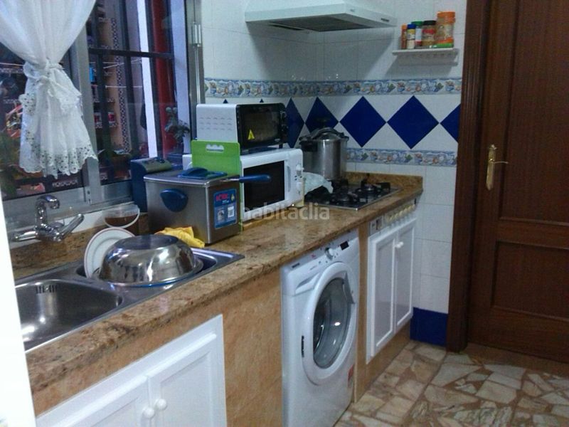 Foto 233bf86f-21a3-4973-8728-2c0bd8f37a45. Casa adossada a Brenes