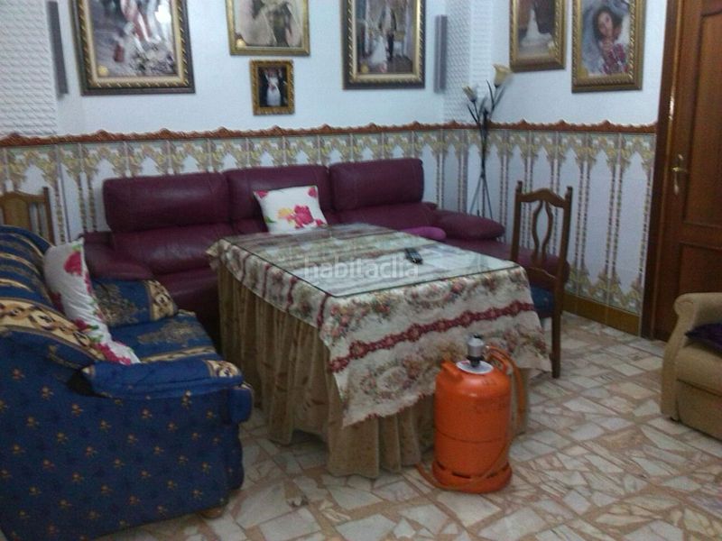 Foto 412456d6-b2bb-4b7a-ae58-9bdef0ae62de. Casa adossada a Brenes