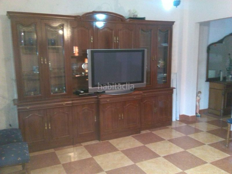 Foto e1a46a62-8b7b-4207-8315-754a25cea60c. Casa adossada a Brenes