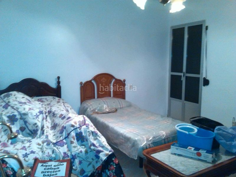 Foto e1bf125c-da9a-435f-ac32-c4e932751db6. Casa adossada a Brenes