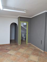 Lloguer Local Comercial  Calle nuestra señora del rosario. Local comercial totalmente diáfano de 40 m2