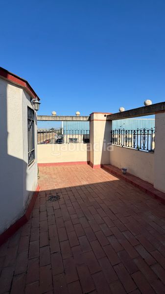 Foto e713acd9-ec15-49a9-b977-54630ecb60ff. Casa a Brenes