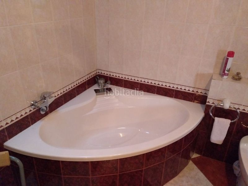 Foto 4a9b68e8-28d4-4a02-b338-c610df8dea80. Casa amb calefacció a Brenes
