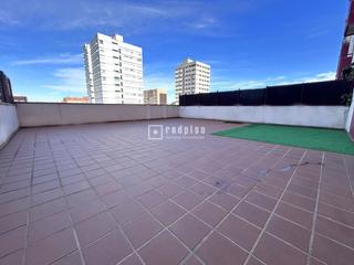 Etagenwohnung in Parla Este. 90m2 de terraza y dos plazas de garaje?? que locuraaaa!!!!