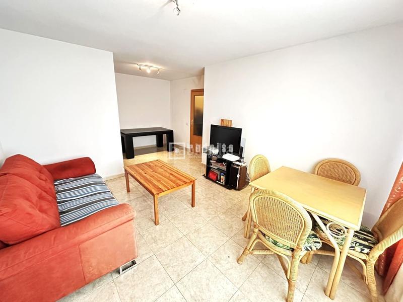 Foto 066390a7-318f-4d54-a034-814b4956e793. Pis amb calefacció aparcament piscina a Parla este Parla