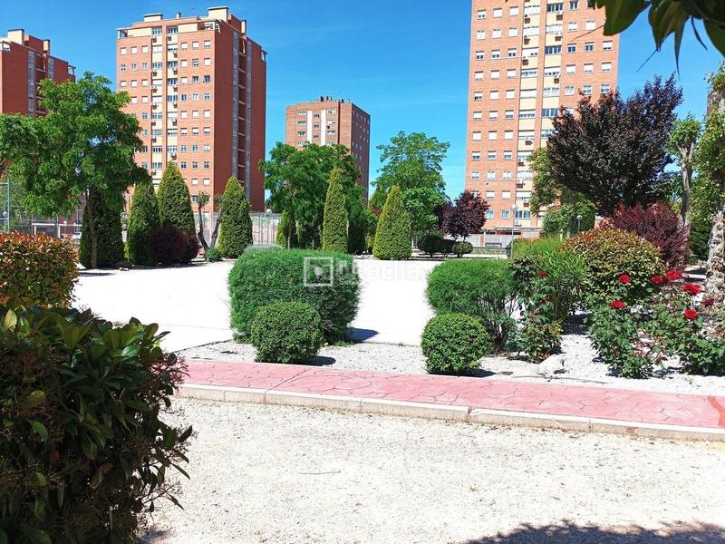 Foto 996c3cc4-b7dd-4a65-8de5-06ec864bacd3. Pis amb calefacció aparcament piscina a Parla este Parla