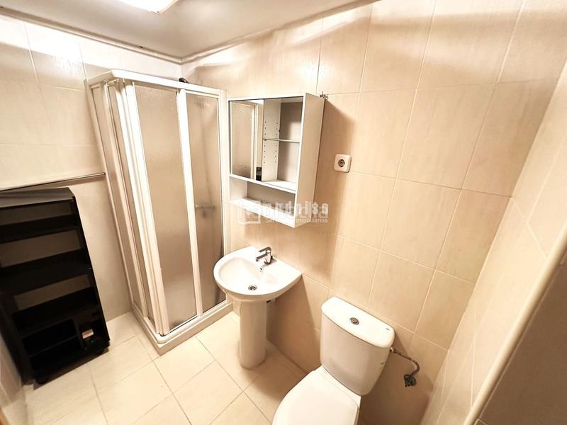 Foto dbdf91d1-af8b-44cb-94f6-0e1675d0154d. Pis amb calefacció aparcament piscina a Parla este Parla