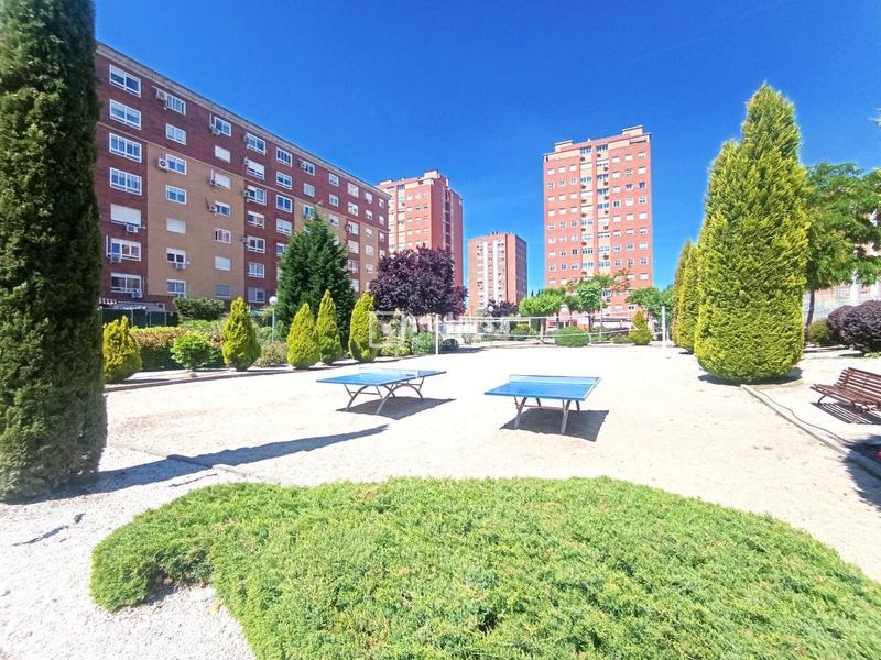 Foto fef8a28e-99ea-41b9-8fb6-211ec0514adb. Pis amb calefacció aparcament piscina a Parla este Parla