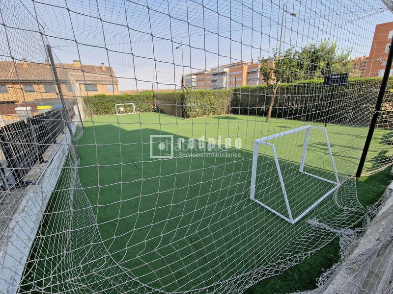 Foto 16b02bcf-c644-4616-85cf-b1db6d751190. Pis amb calefacció aparcament piscina a Parla este Parla