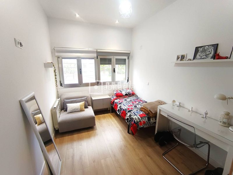 Foto 54f93631-82f0-47b9-89b6-325f67648d93. Pis amb calefacció aparcament piscina a Parla este Parla