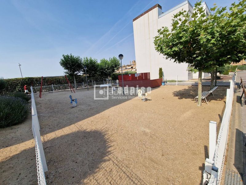 Foto 8bfc4358-94bf-4f7a-86b0-6fa2e8c94fb7. Piso en Parla este Parla