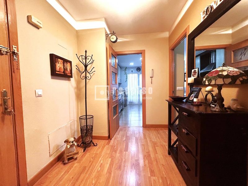 Foto 1077e820-8a7a-456d-a37d-de343d23c969. Piso en Parla este Parla