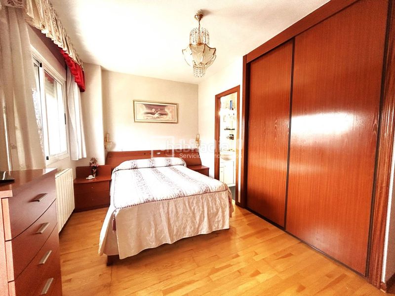 Foto 5dc3b9bd-3aea-49ed-8fc4-dd920469048c. Xalet amb calefacció aparcament a Las Américas Parla