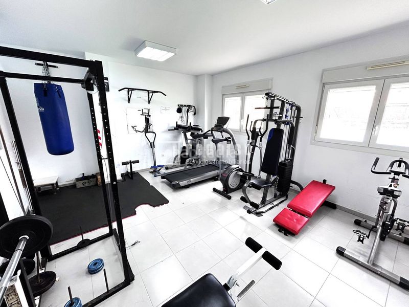 Foto 5fcd2413-4be7-42bc-9770-87b54c6d4290. Pis amb calefacció aparcament piscina a Parla este Parla