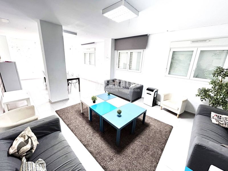 Foto deeaad34-0f83-4b79-a1df-8d109c975760. Pis amb calefacció aparcament piscina a Parla este Parla