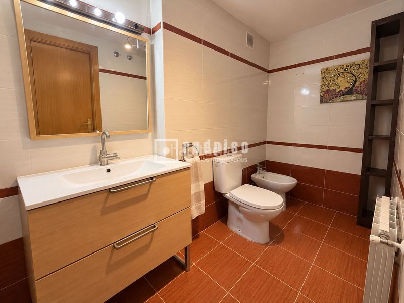 Foto efd3811e-d2c7-49fe-8001-b339b340c9db. Flat with heating pool in Parla este Parla