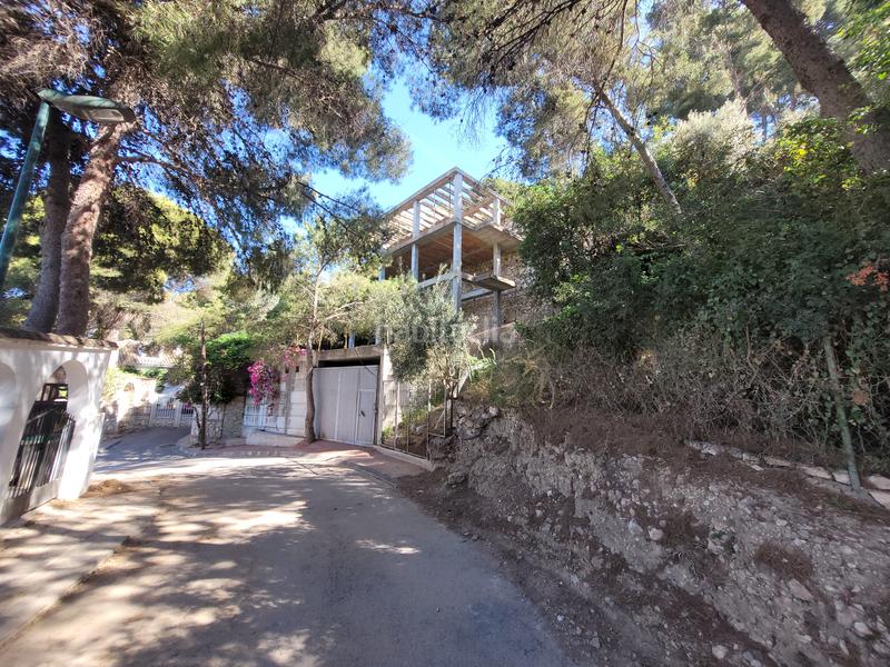 Foto 3834a03d-1601-454f-908d-56b70bf3bc3e. Terrain résidentiel dans calle palmeras 5 dans Pinares de San Antón Málaga