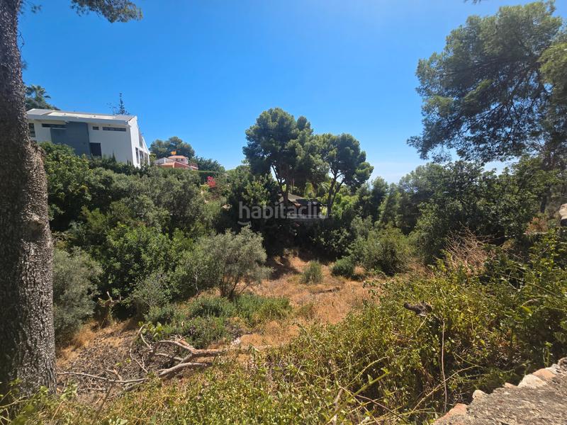 Foto 83308318-f586-4095-a6e6-71fc34b05e53. Terrain résidentiel dans calle palmeras 5 dans Pinares de San Antón Málaga