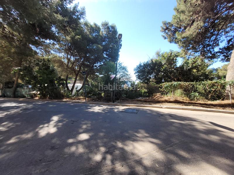 Foto 9c1b580b-c8e0-492b-ab0f-e9bf2126eeb4. Terrain résidentiel dans calle palmeras 5 dans Pinares de San Antón Málaga