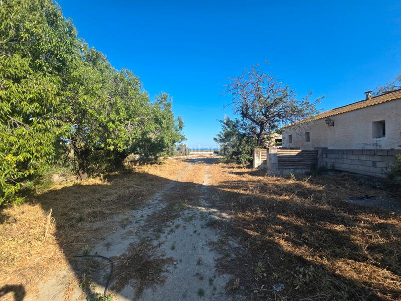 Foto 8c75822a-7b26-4fd1-9c59-200e9489de4e. Terrain résidentiel dans calle dora ana carmona martin 33 dans Almayate Bajo