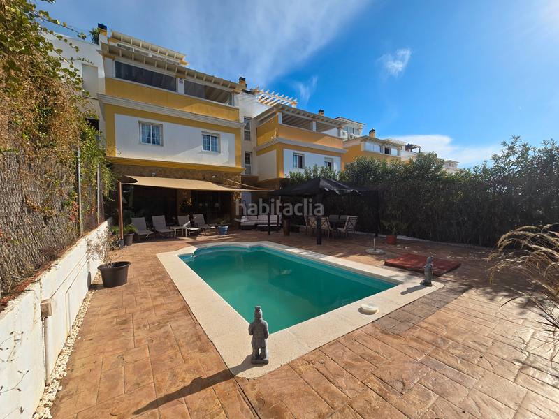 Foto 19dc4006-402b-4d37-b133-f0c75793656f. Casa a calle jaén 5 a Calahonda Mijas