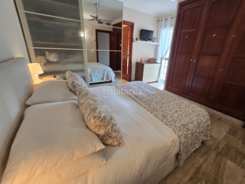 Foto c6e1f9af-95ea-4075-bf51-759be5e9cb92. Casa a calle jaén 5 a Calahonda Mijas