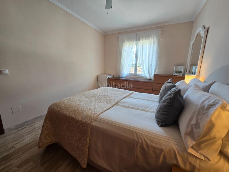 Foto fc190416-f331-4b58-b5d1-a3b7f18742ee. Casa a calle jaén 5 a Calahonda Mijas