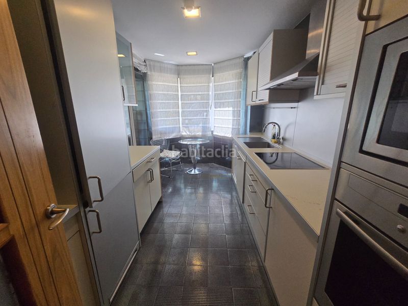 Foto 15ac908b-5686-4afe-a136-babbf1276a04. Apartament amb calefacció aparcament piscina a Puerto Banús Marbella