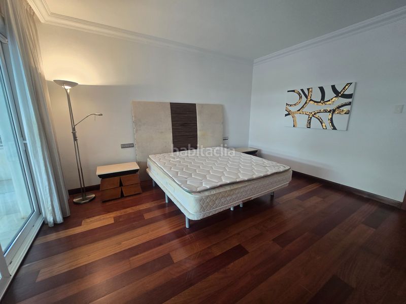 Foto 24b71565-162b-4451-a038-41b5fb9d37b1. Apartament amb calefacció aparcament piscina a Puerto Banús Marbella