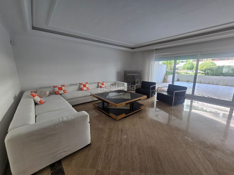 Foto 58c65691-bb32-4dfb-b4ed-6e9eab103554. Apartament amb calefacció aparcament piscina a Puerto Banús Marbella