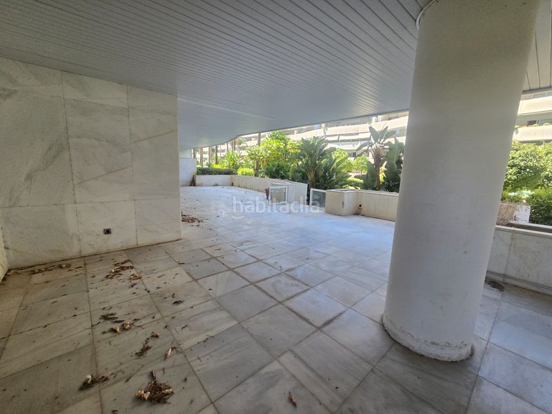 Foto 6f54f012-620a-4c1c-8f13-614cf88c7d2f. Apartament amb calefacció aparcament piscina a Puerto Banús Marbella