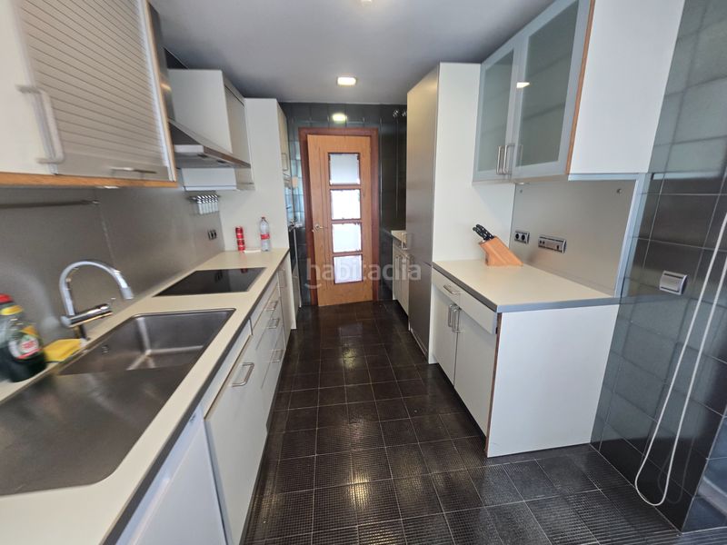Foto db222d85-8564-4ec8-8315-9a8b0322fb21. Apartament amb calefacció aparcament piscina a Puerto Banús Marbella