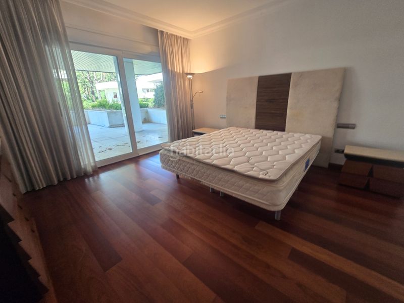 Foto dc50dd05-fa0c-4535-8ebc-5703d189cb89. Apartament amb calefacció aparcament piscina a Puerto Banús Marbella