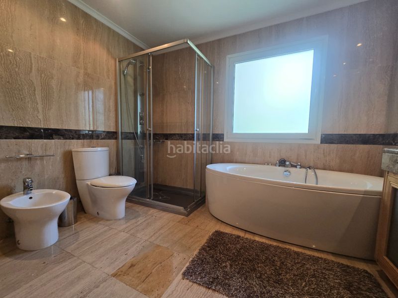 Foto f7202fc8-8744-4f13-b358-66aae170d23f. Apartament amb calefacció aparcament piscina a Puerto Banús Marbella