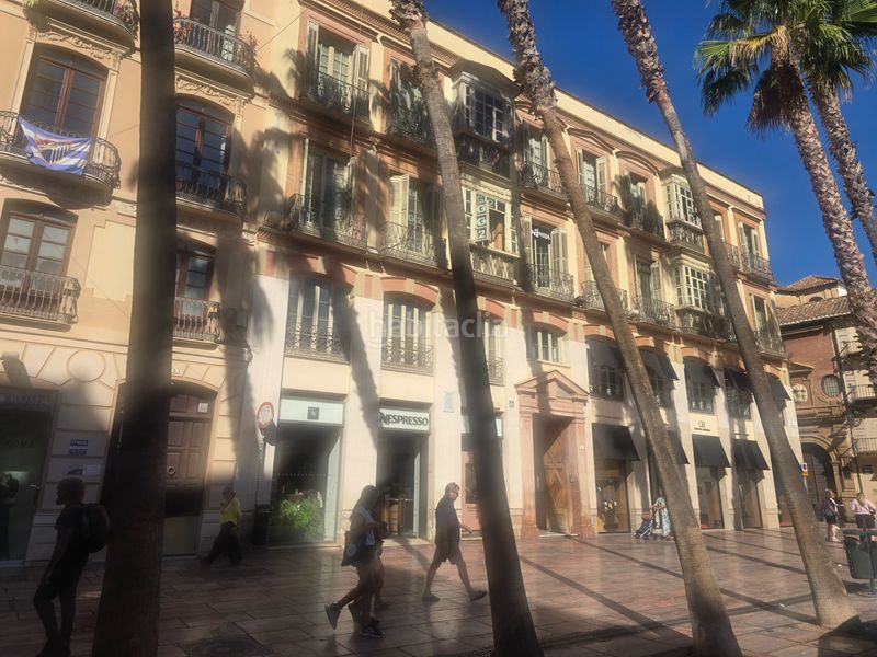 Foto 54e46f66-0e83-4503-8877-b220edc2b66d. Apartamento en plaza de la constitución 1 una propiedad única y emblemática con vistas a la calle larios en Málaga