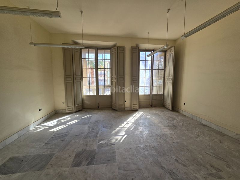 Foto 86f3212e-ca84-4fe9-b50d-13c521b80369. Apartamento en plaza de la constitución 1 una propiedad única y emblemática con vistas a la calle larios en Málaga