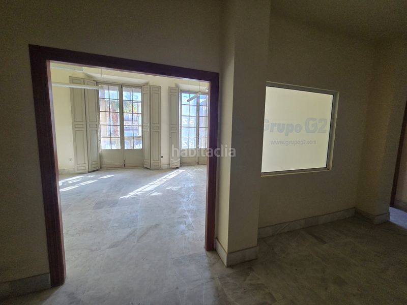 Foto d166ff90-984a-4da8-91a1-56229598556e. Apartamento en plaza de la constitución 1 una propiedad única y emblemática con vistas a la calle larios en Málaga