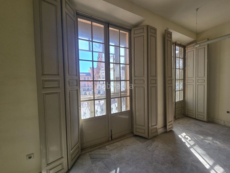 Foto df79d264-abd9-4551-a8f4-da77488d129a. Apartamento en plaza de la constitución 1 una propiedad única y emblemática con vistas a la calle larios en Málaga