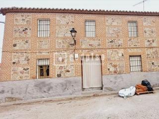 Maison à San Martín de Pusa. Casa de pueblo con muchas posibilidades!!!