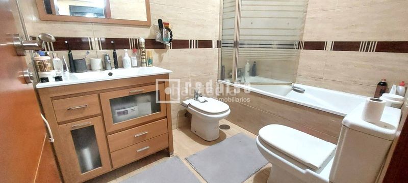 Foto f7ede6af-54f6-4a9c-a9d2-b310441737d1. Pis amb calefacció piscina a Hospital-Nuevo Centro Talavera de la Reina