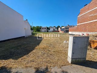 Terreno residenziale in Hospital-Nuevo Centro. El primer paso hacia el hogar que mereces!
