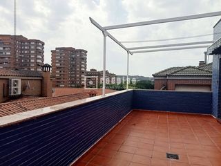 Miete Etagenwohnung in Centro-Corte Inglés. Ático en perfecto estado, 2 habitaciones y gran terraza en alqui