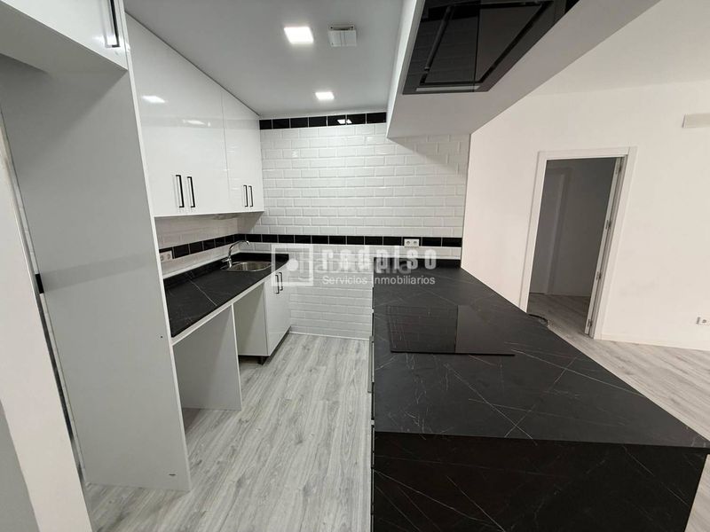 Foto 69a76eef-e3c1-4036-8e04-b75128c842c2. Flat with heating in Buena Vista Madrid