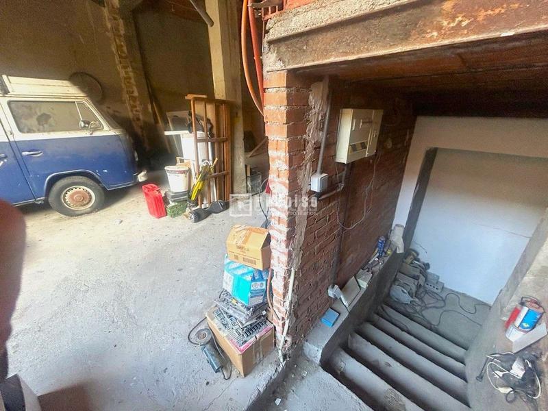 Foto 4be196e4-8b4c-4b61-b69d-3a79b4c4c414. Local commercial dans Comillas Madrid