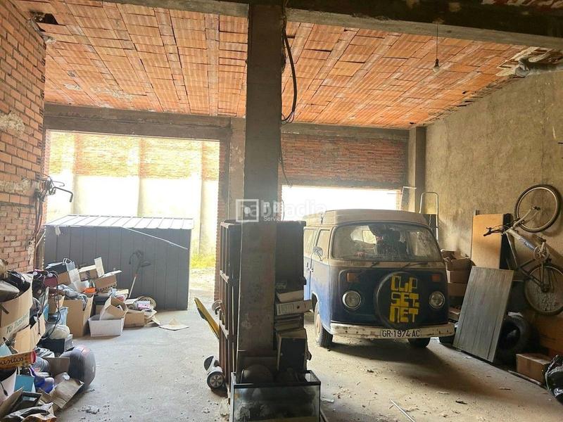 Foto 5a0302a0-f2ca-4990-af25-f801335512a1. Local commercial dans Comillas Madrid